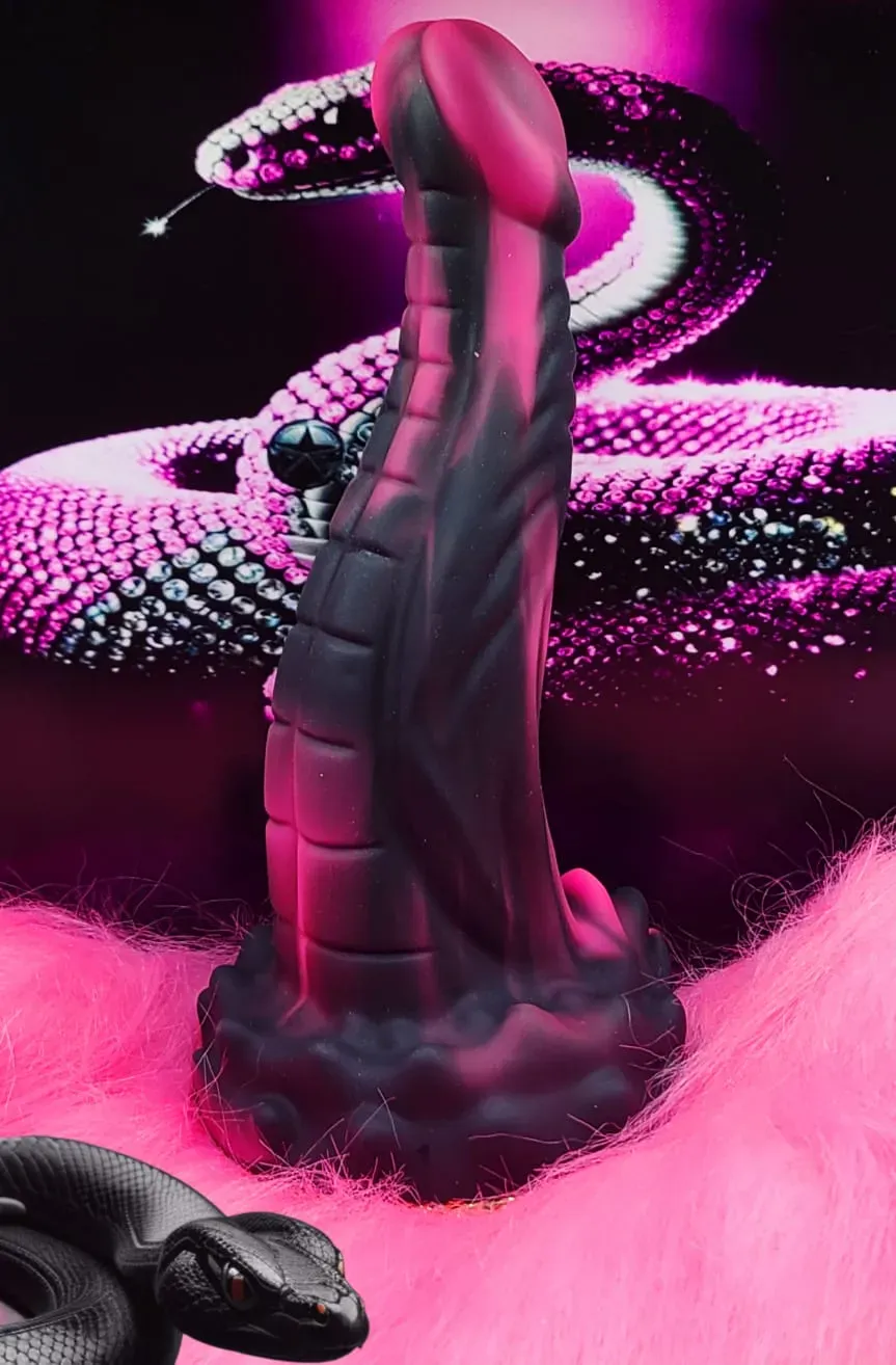 Snakedildo